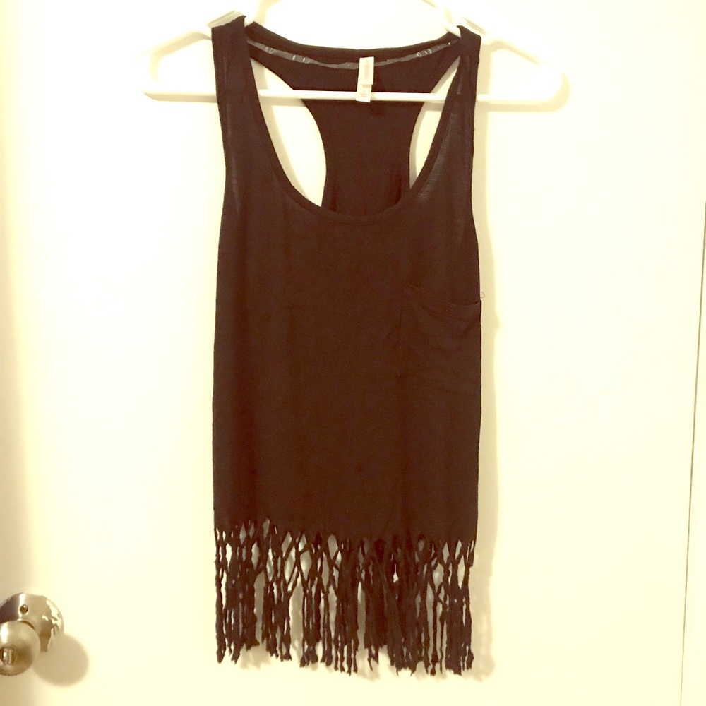 Black tassel bottom tank